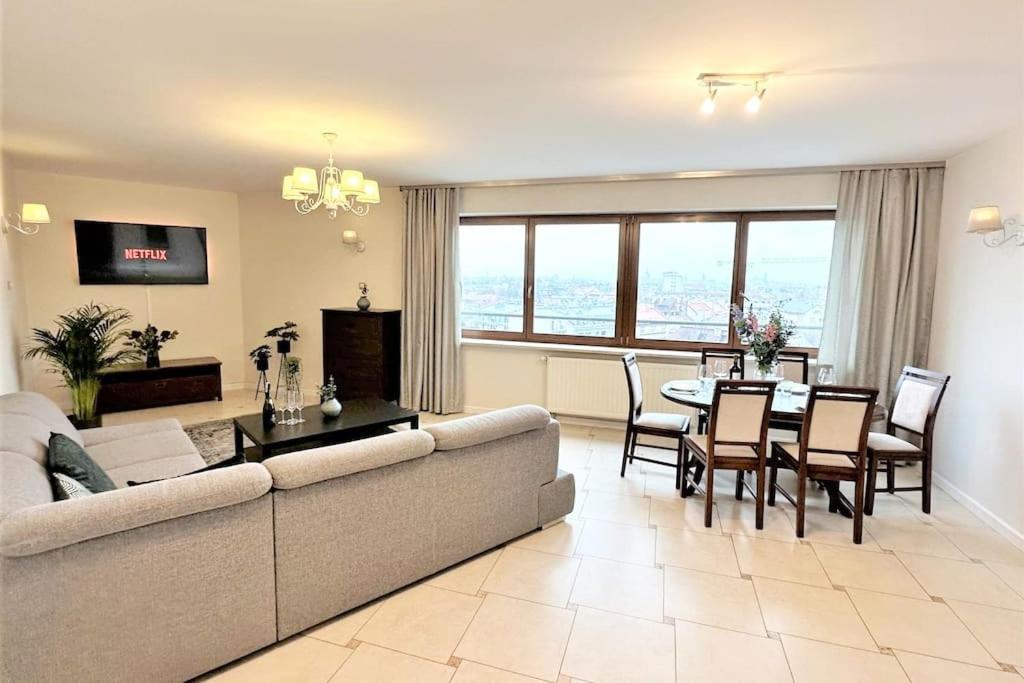 Exclusive Penthouse Near Citycenter 120M2 +Netflix Kraków Zewnętrze zdjęcie