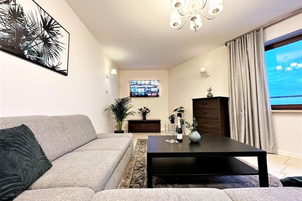Exclusive Penthouse Near Citycenter 120M2 +Netflix Kraków Zewnętrze zdjęcie