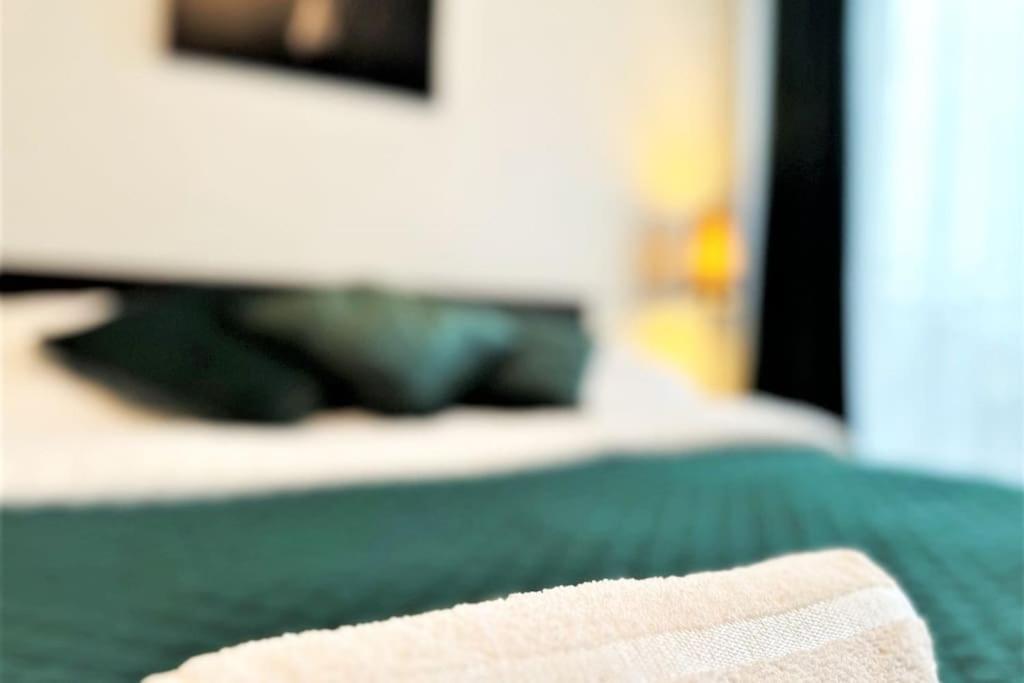 Exclusive Penthouse Near Citycenter 120M2 +Netflix Kraków Zewnętrze zdjęcie
