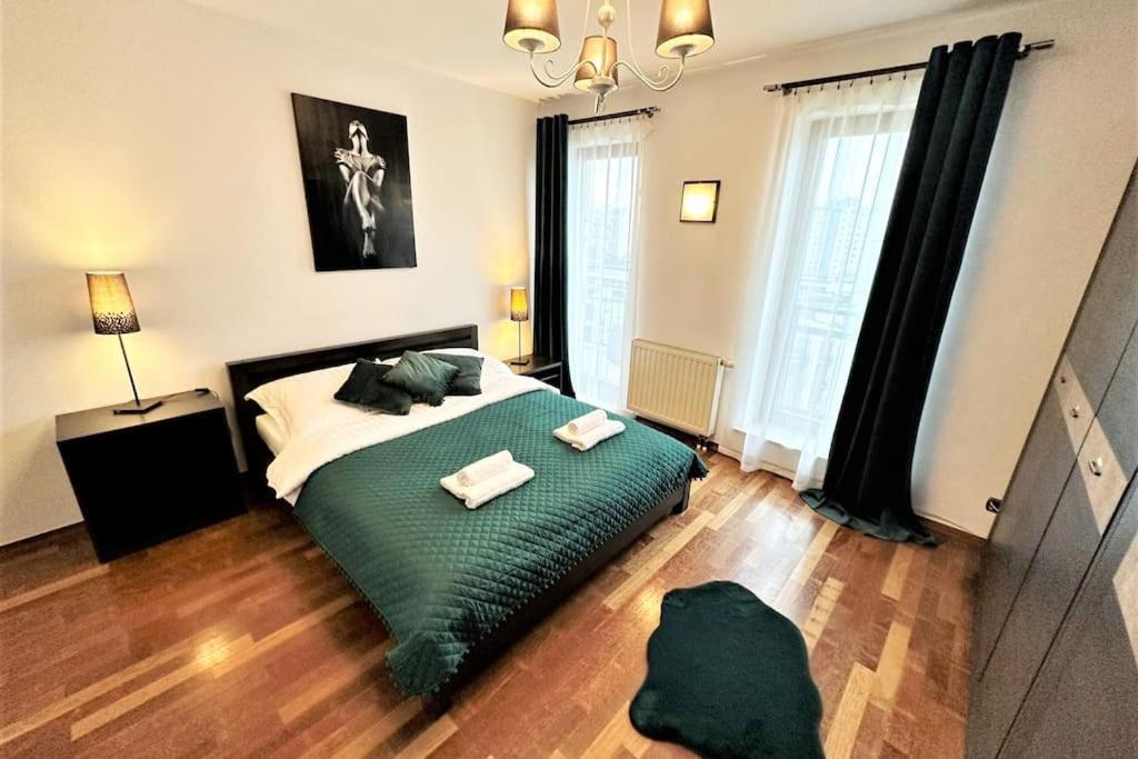 Exclusive Penthouse Near Citycenter 120M2 +Netflix Kraków Zewnętrze zdjęcie